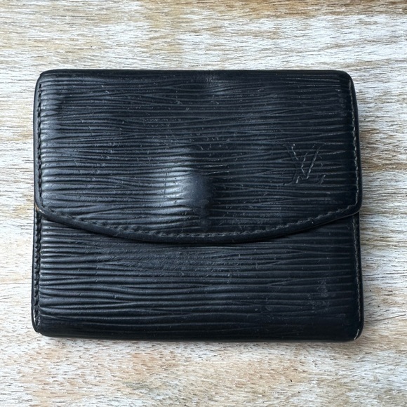 AUTHENTIC Louis Vuitton wallet/credit card/ ID holder. Black. - Picture 1 of 12